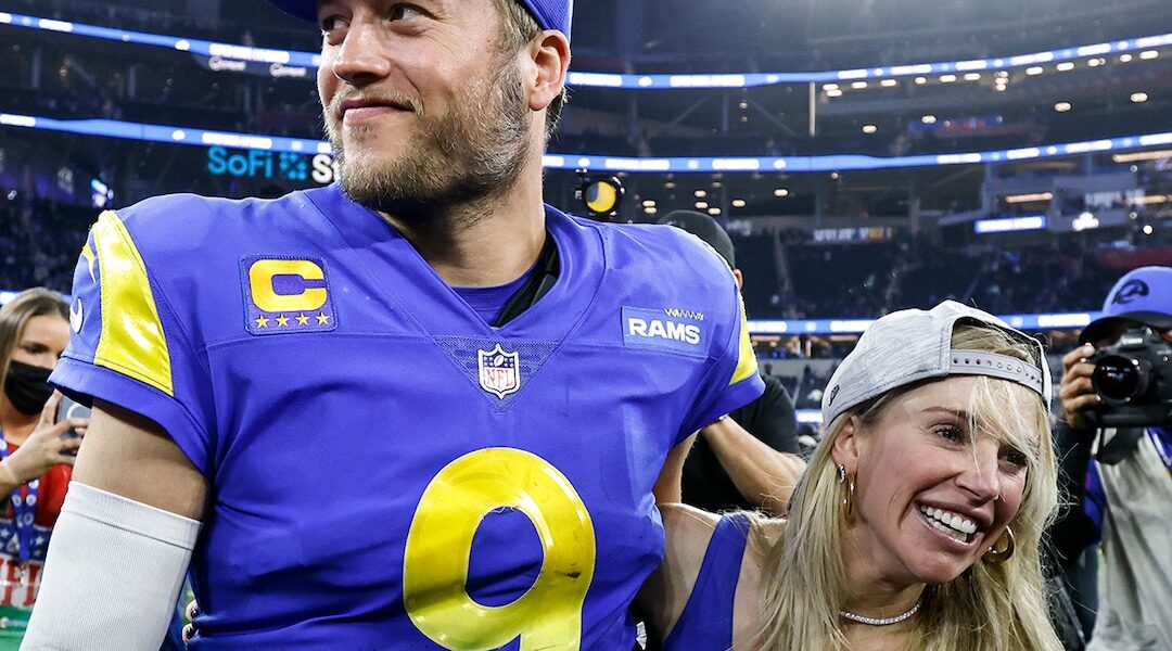 Matthew Stafford’s Wife Kelly Details Her “Miserable” 2022 Super Bowl