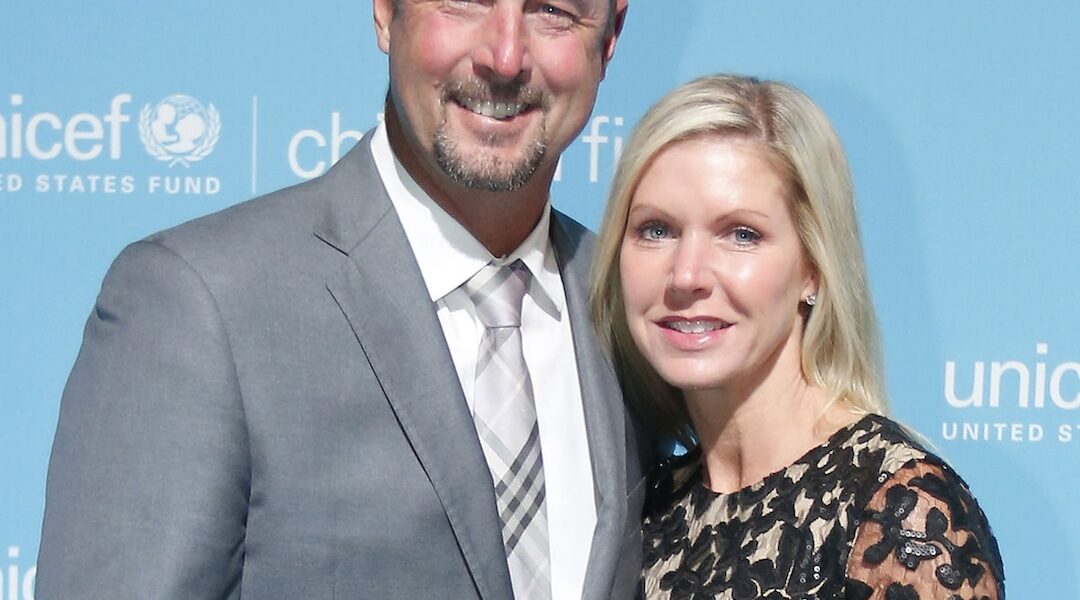 Red Sox Pitcher Tim Wakefield’s Wife Stacy Dies Months After His Death