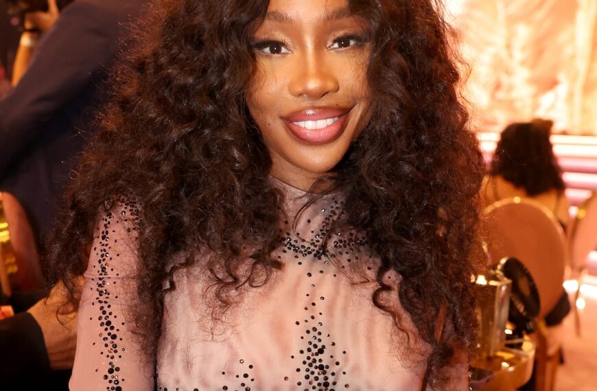 SZA Reveals Why She Needed to Remove Her Breast Implants