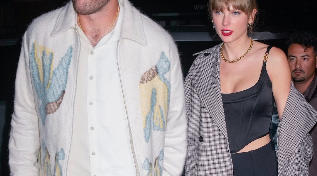 Taylor Swift Gave This Sweet Gift to Travis Kelce’s Chiefs Teammates