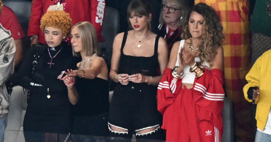 Taylor Swift Wore Area’s Crystal Slit Jeans, No. 87 Accessories and More Than $16K Worth of Jewelry to the Super Bowl
