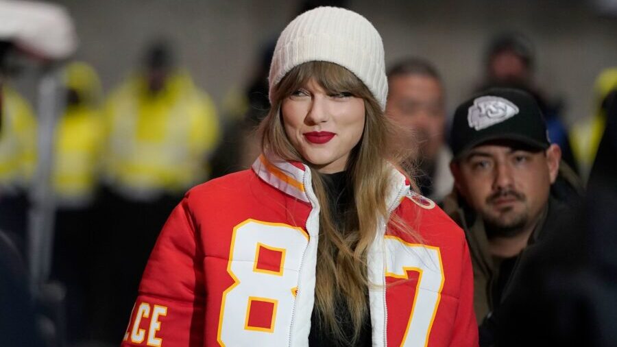 Taylor Swift baked ‘homemade Pop-Tarts’ for Travis Kelce’s teammates, says coach Andy Reid