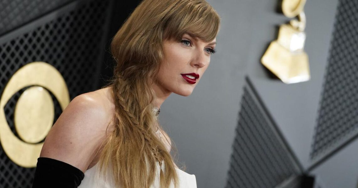 Taylor Swift is demanding this college student stop tracking her private jet