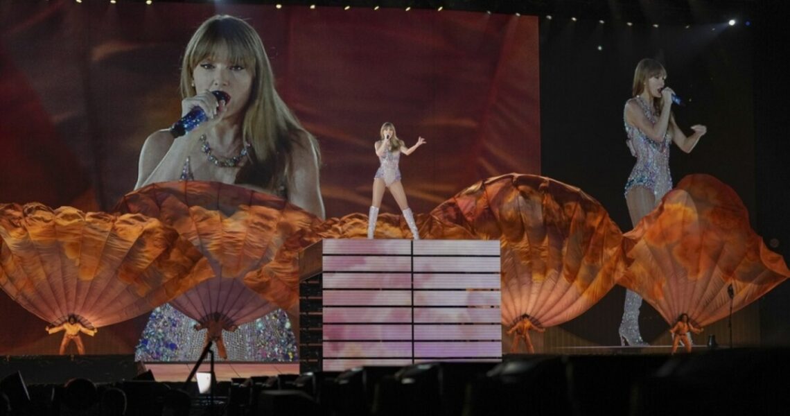 Taylor Swift surprises 2 Australian fans with ‘fairy tale’ VIP night