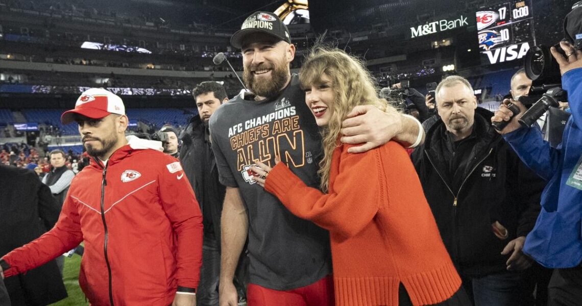 Travis Kelce’s dad talks about Taylor Swift’s ‘very gracious’ side