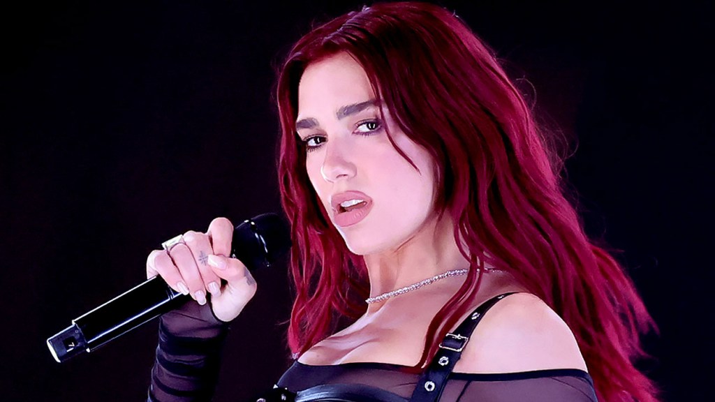 Watch Dua Lipa’s 2024 Grammys Performance – The Hollywood Reporter