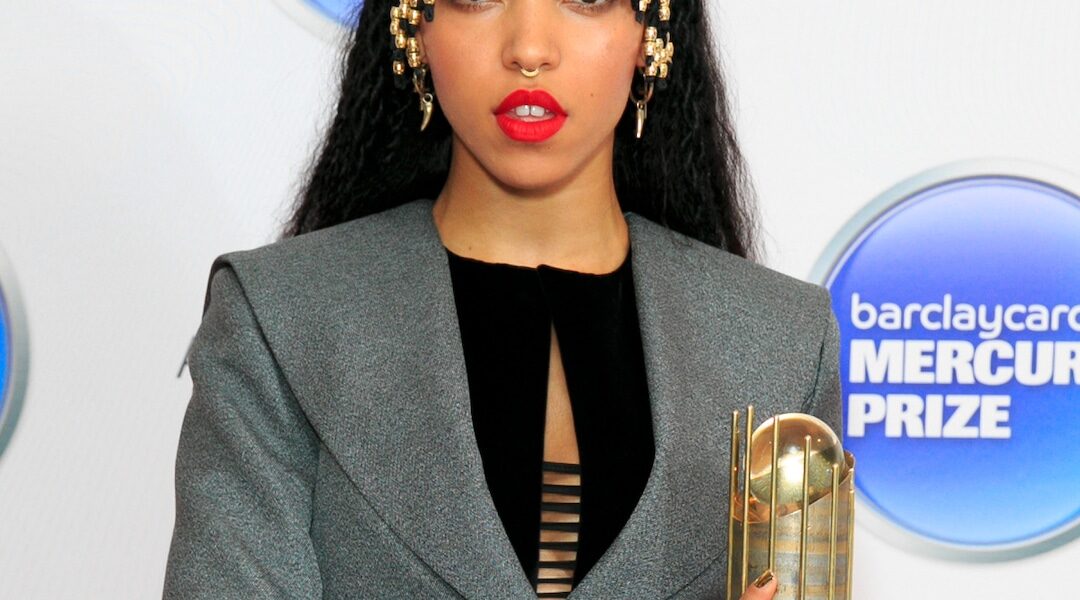FKA Twigs Doesn’t Regret Burning Her Skin After Bleached Brows Mishap