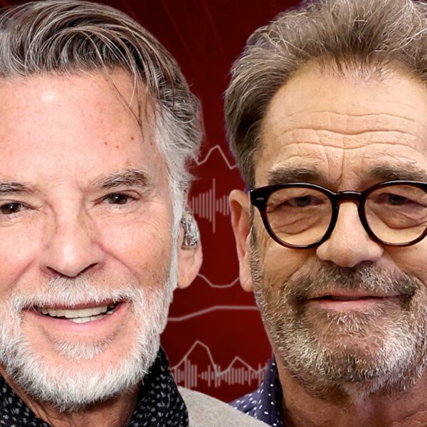 Kenny Loggins Reveals Why Huey Lewis Replaced…