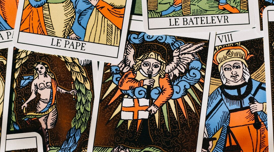 The Ultimate Guide on How to Read Tarot Cards