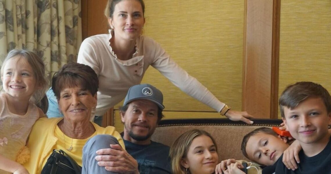 Mark Wahlberg Pays Tribute To His Wife Rhea Durham And Late Mom on Mothers Day; See Here