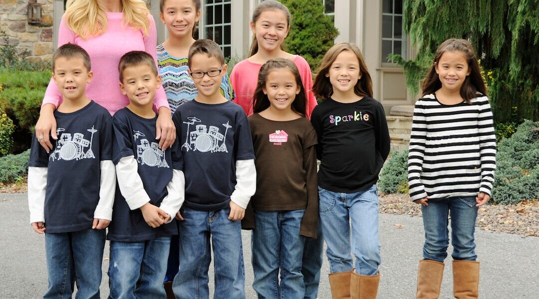 See How Jon & Kate Gosselin’s 8 Kids Have Grown Up Through the Years