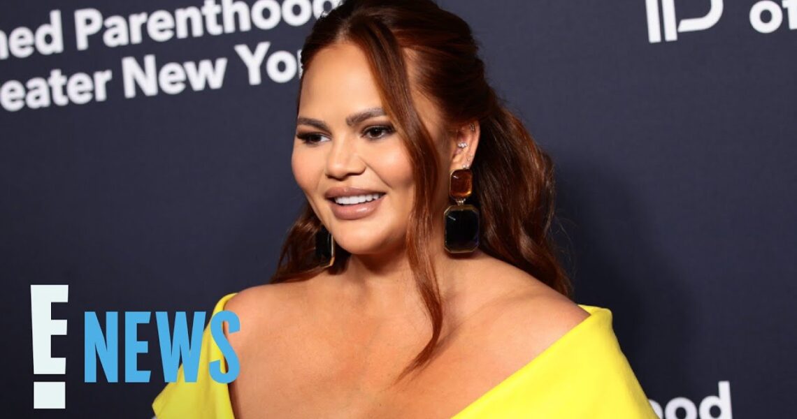 Chrissy Teigen SLAMS Critic Over Comments About Her “New Face” | E! News