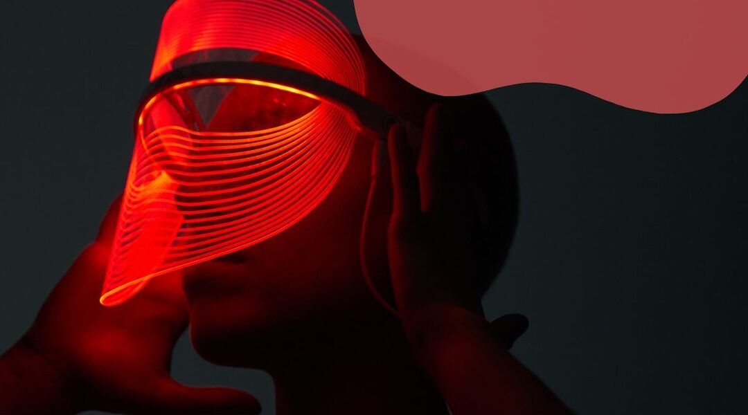 E! Readers Can’t Get Enough of This Red Light Mask