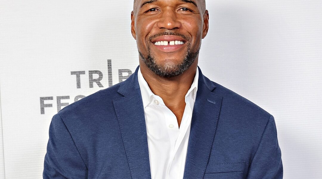 Michael Strahan Praises Daughter Isabella After Chemotherapy