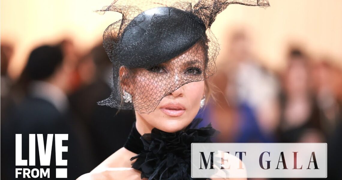 Jennifer Lopez Wears SULTRY Cutout Gown at 2023 Met Gala | E! News