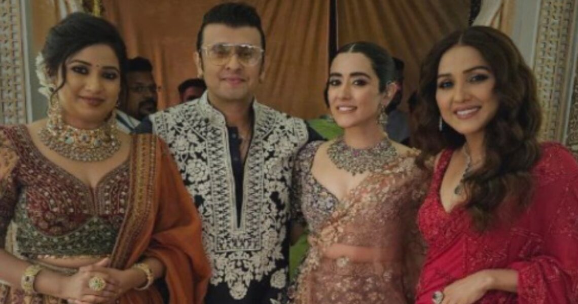 Anant Ambani-Radhika Merchant Wedding Reception: Sonu Nigam goes backstage with ‘badmash party’ ft Shreya Ghoshal, Mohit Chauhan and more