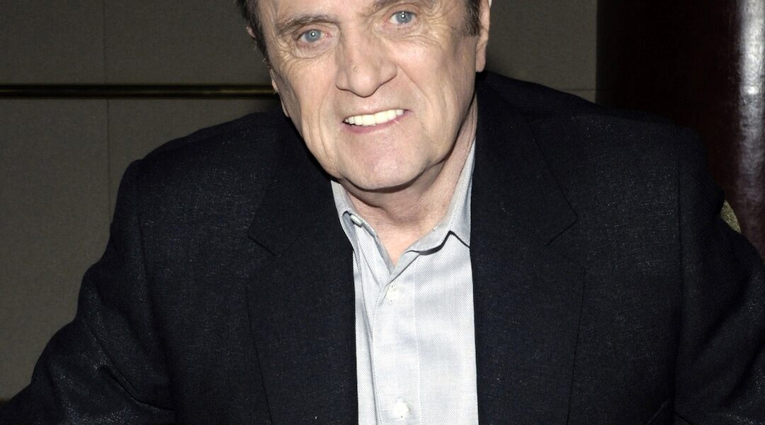 Bob Newhart, Elf Actor and Comedy Icon, Dead at 94