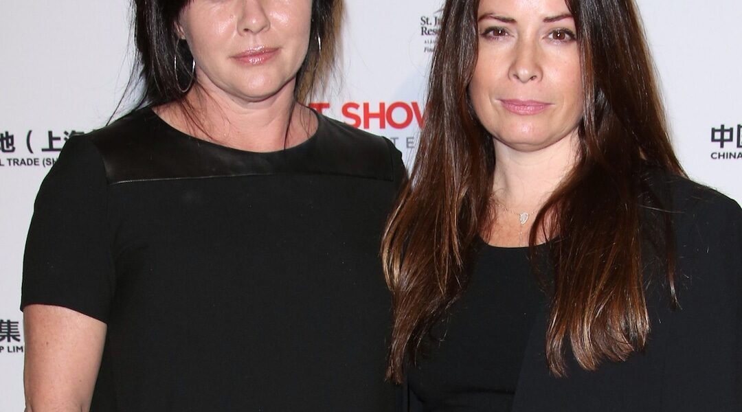 Charmed’s Holly Marie Combs Honors Late “Fighter” Shannen Doherty