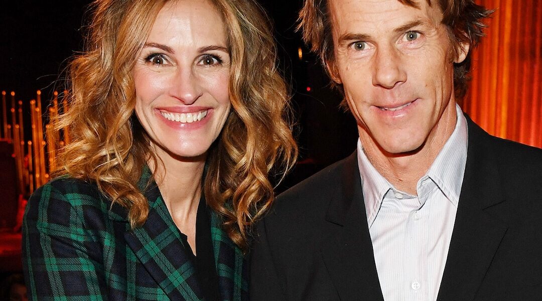 Julia Roberts and Danny Moder Are Closer Than Ever on 22nd Anniversary