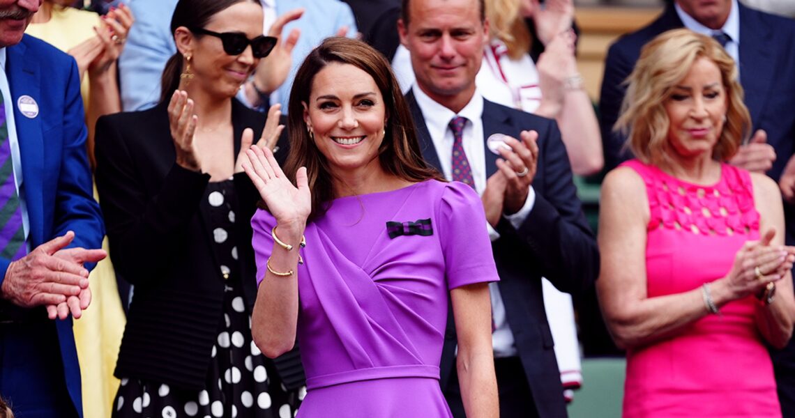 Kate Middleton Receives Standing Ovation Upon Arriving at Wimbledon