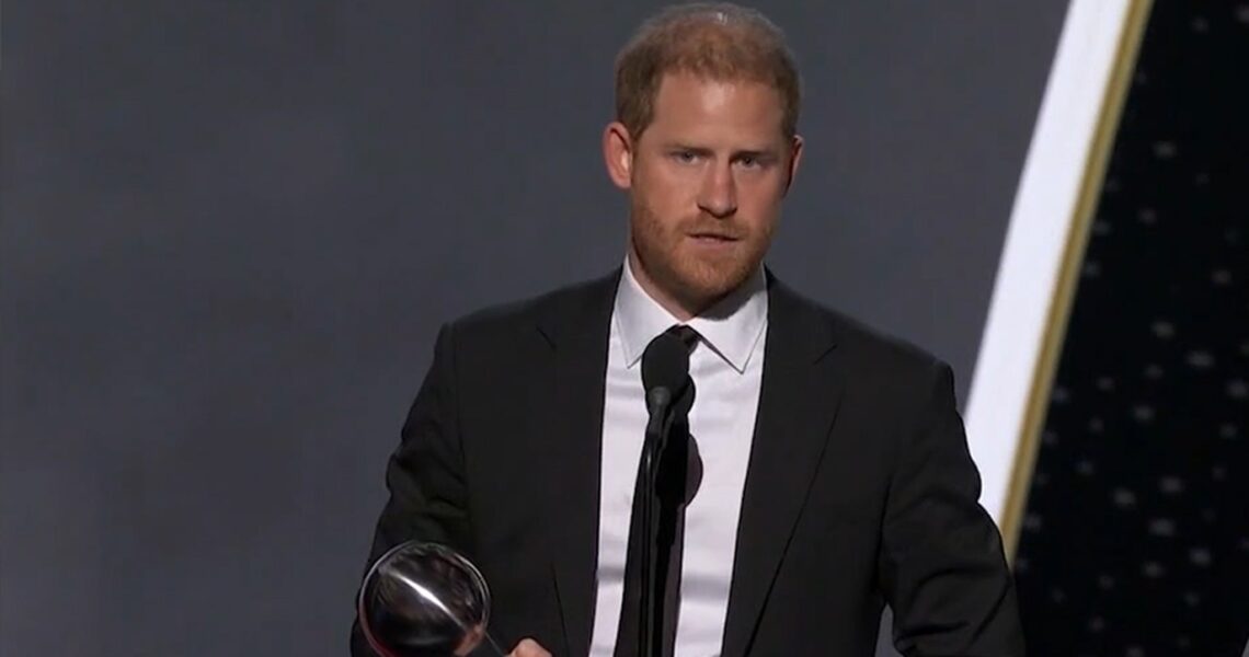 Prince Harry Pays Tribute To Pat Tillman’s Mom During Powerful ESPYs Speech