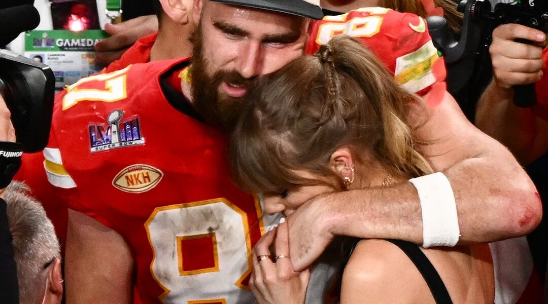Travis Kelce Shares “Golden Rule” for Joining Taylor Swift on Stage