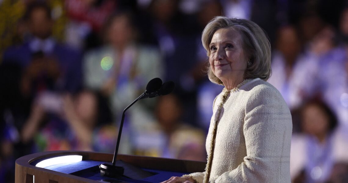 Hillary Clinton Speaks at 2024 Democratic National Convention: Video – Hollywood Life