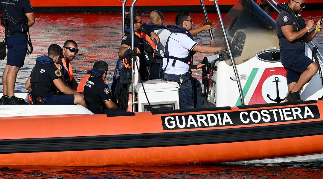 4 Bodies Recovered From the Wreckage By Divers