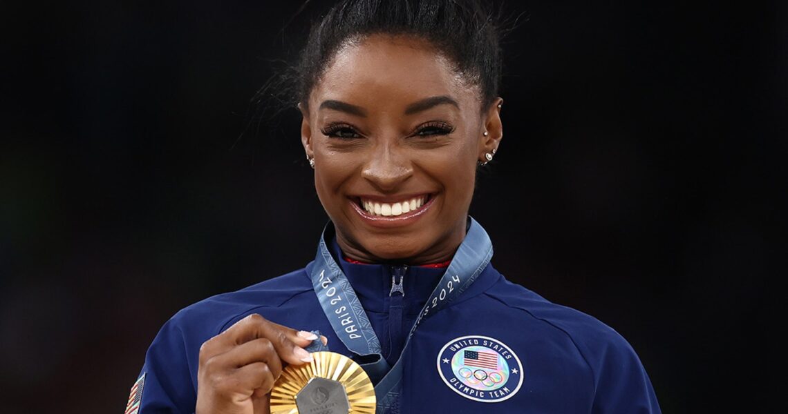 Simone Biles Wins 7th Gold Medal, Keeps Record-Tying Hopes Alive