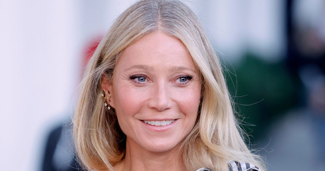 Gwyneth Paltrow Celebrates 6th Wedding Anniversary With Sexy Pic