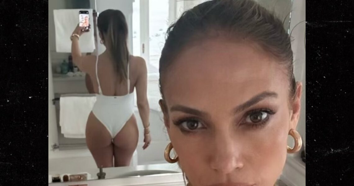 Jennifer Lopez in IG Photos Living Her Best Life W/O Ben Affleck