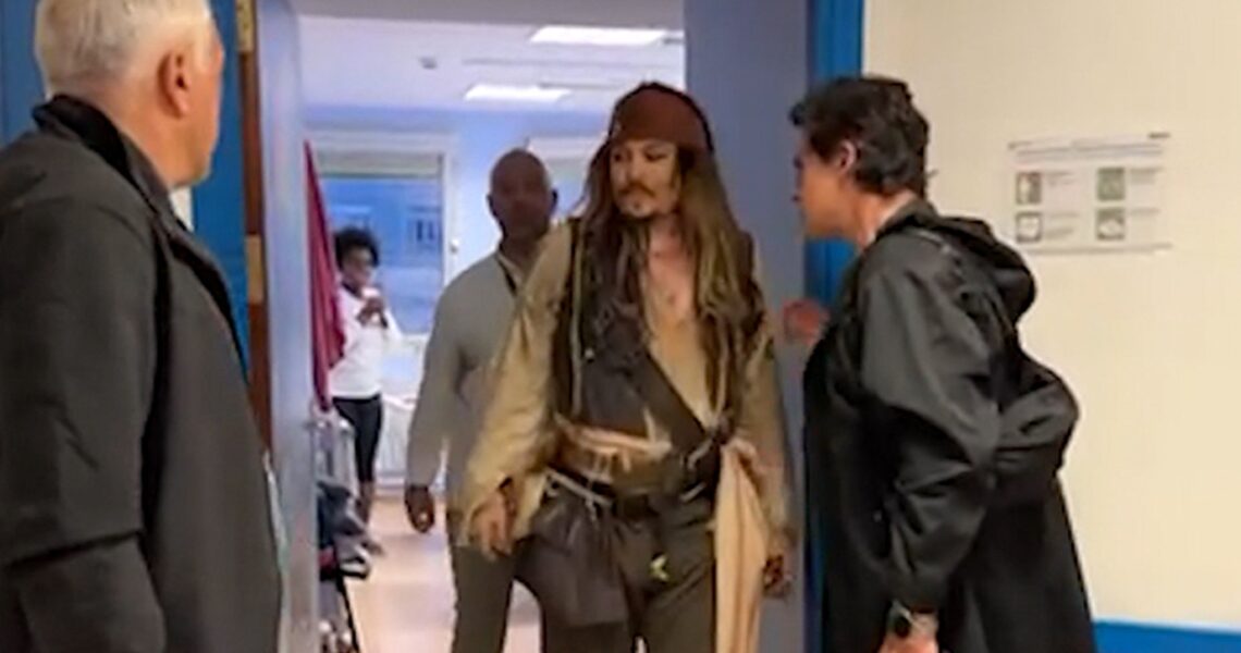 Johnny Depp Dresses as Captain Jack Sparrow, Visits Children’s Hospital