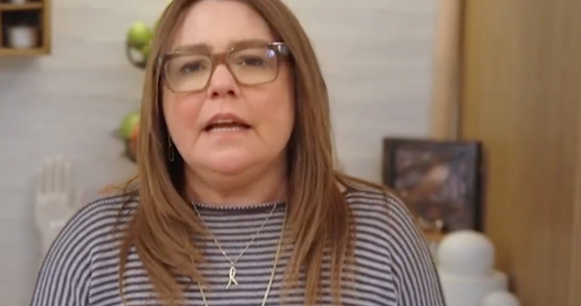 Rachael Ray Appears to Slur Words in New Video, Concerning Fans