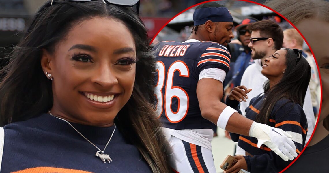 Simone Biles Cheers on Husband Jonathan Owens, Wearing Bears Gear