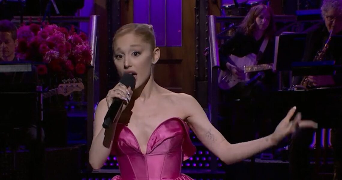 Ariana Grande Mimics Multiple Famous Female Singers in ‘SNL’ Monologue