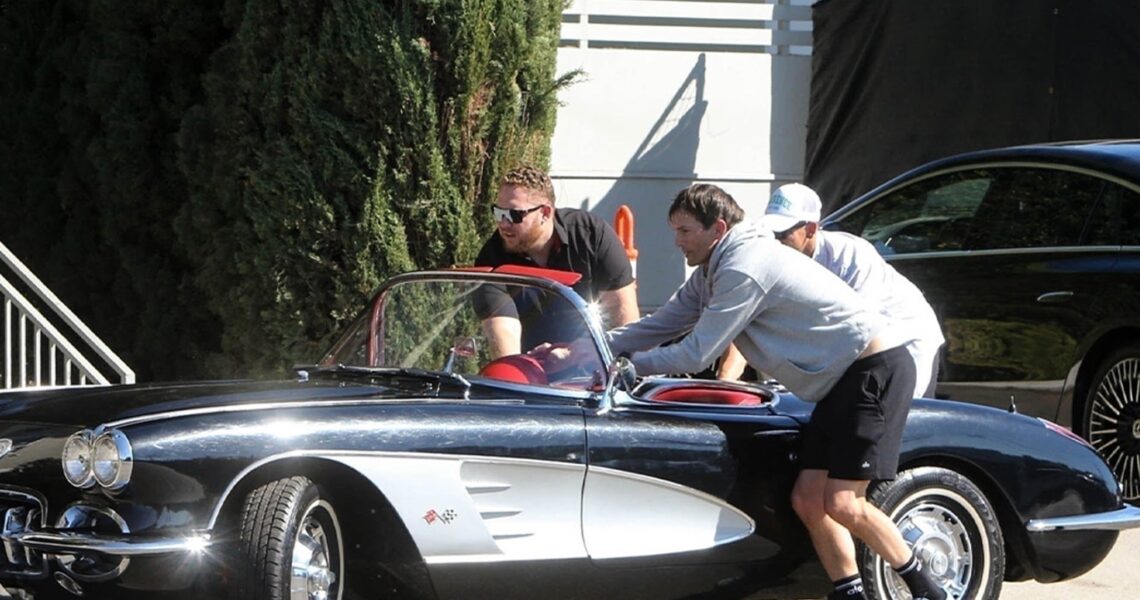 Ashton Kutcher’s Classic Corvette Breaks Down, Gets Out and Pushes