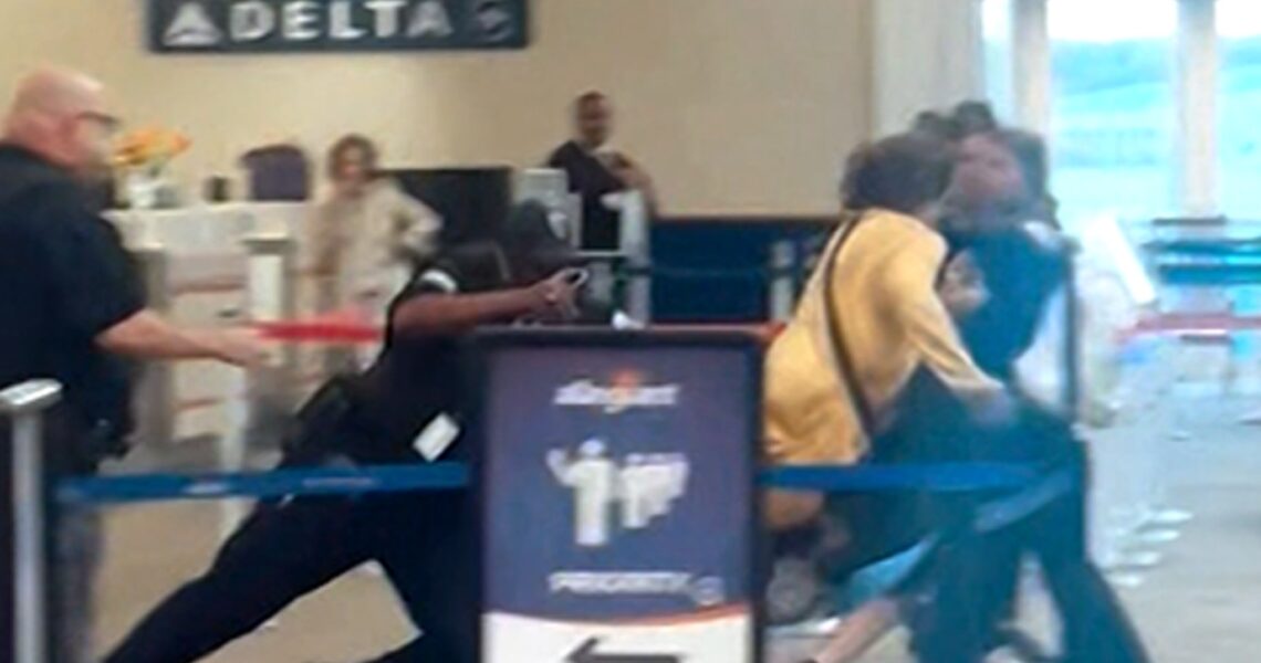 Delta Airlines Customer Filmed Losing Her S*** at Georgia Airport