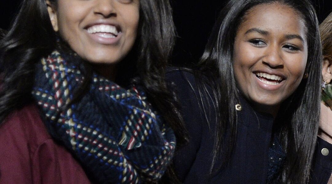 Malia Obama and Sasha Obama Attend Charli XCX Concert in L.A.