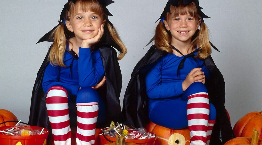 Mary-Kate & Ashley Olsen’s Halloween Movie Is Still Bats–t Crazy