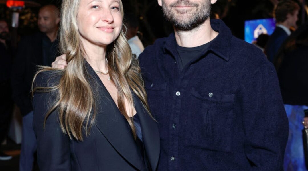 Proof Tobey Maguire Is Close With Ex Jennifer Meyer