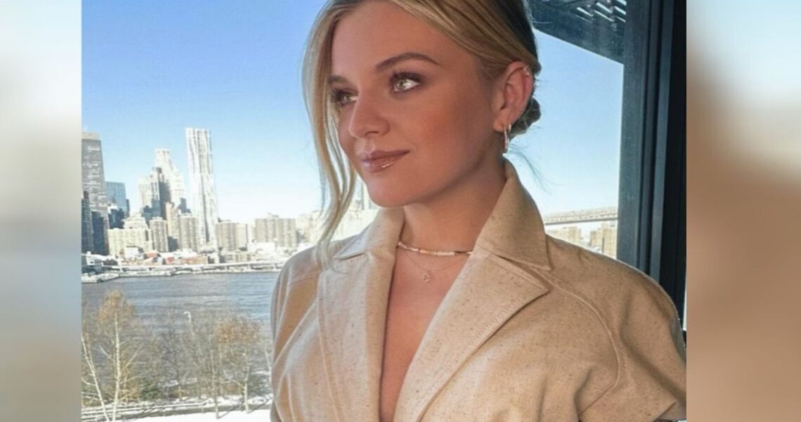 Why Does Kelsea Ballerini Avoid Watching Boyfriend Chase Stokes On Outer Banks? Singer Reveals Fun Reason